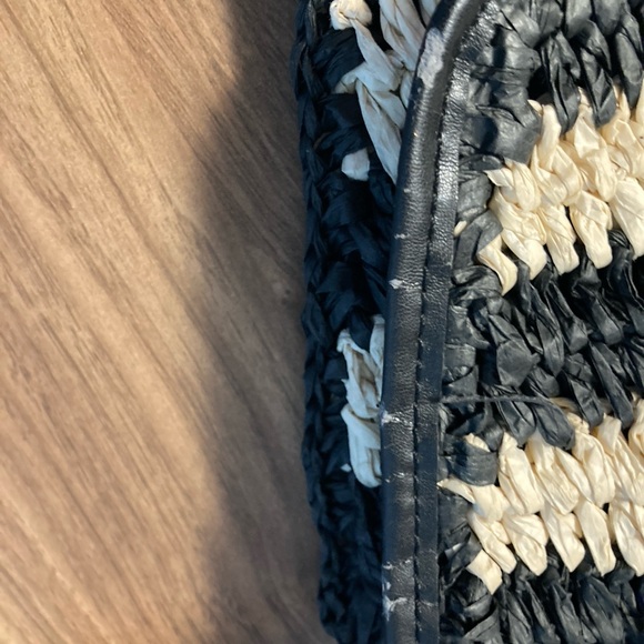 Shiraleah Woven Jute Chevron Clutch Wristlet, EUC - Picture 8 of 15